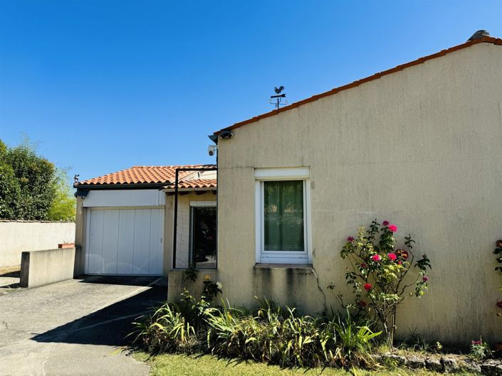 Image No.20-3 Bed House for sale