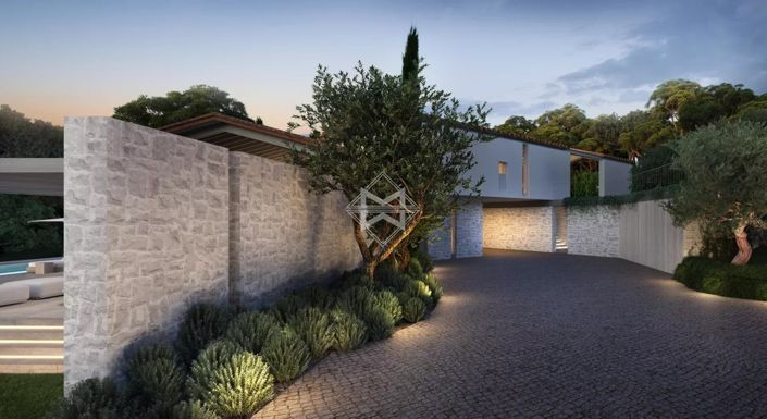 Image No.15-5 Bed House for sale