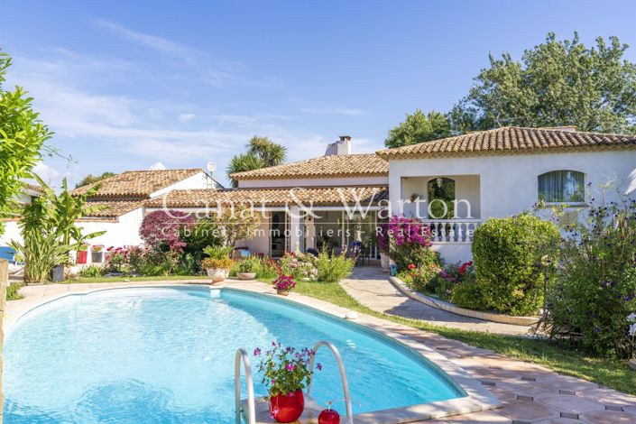 Image No.3-4 Bed House for sale