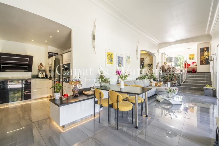 Image No.9-4 Bed House for sale