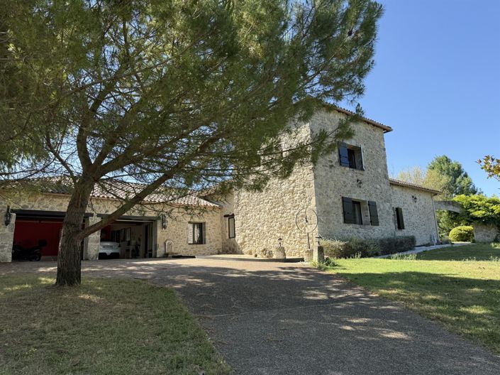 Image No.16-4 Bed House for sale