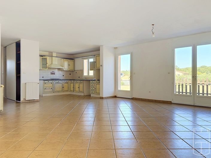 Image No.13-3 Bed House for sale