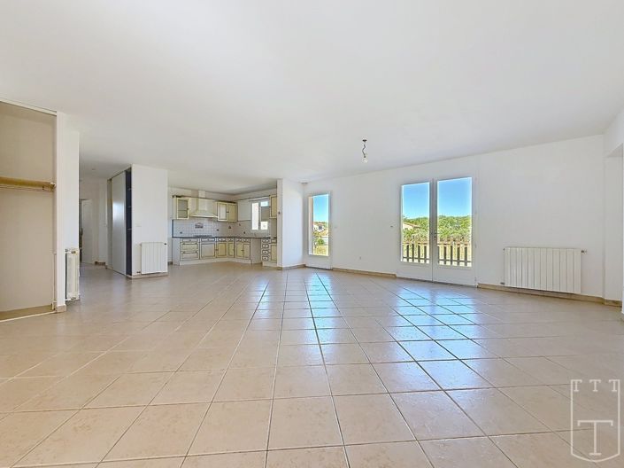Image No.4-3 Bed House for sale