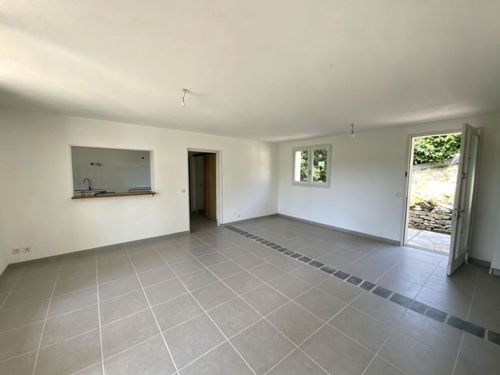 Image No.6-2 Bed Property for sale