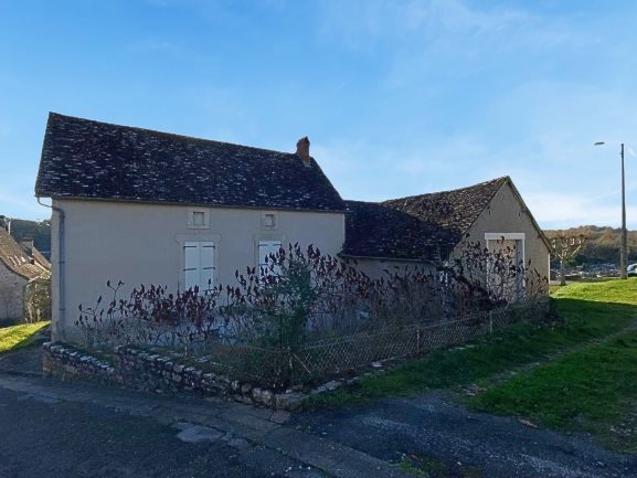 Image No.3-3 Bed Property for sale