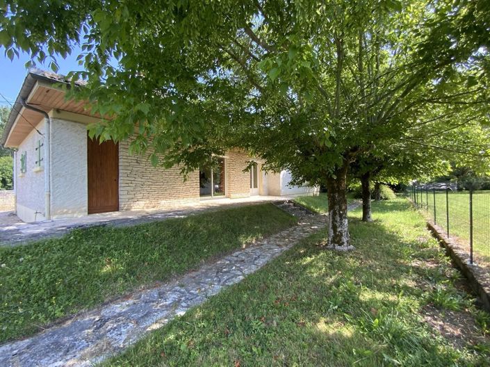 Image No.2-3 Bed Property for sale