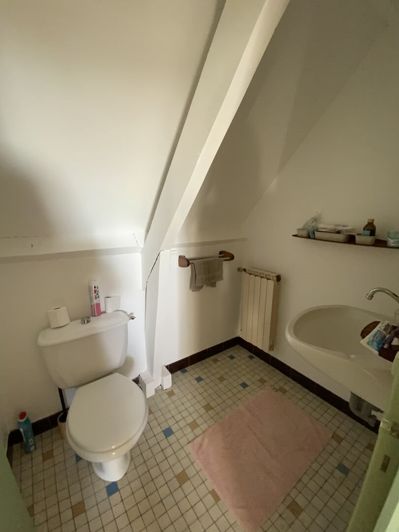 Image No.20-4 Bed Property for sale