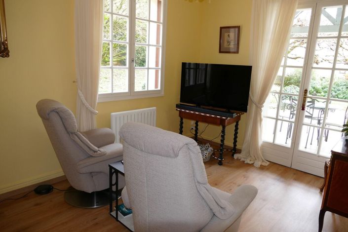 Image No.11-Propriété de 7 chambres à vendre à Gramat