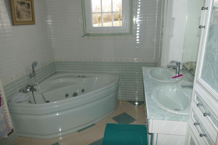 Image No.16-Propriété de 7 chambres à vendre à Gramat