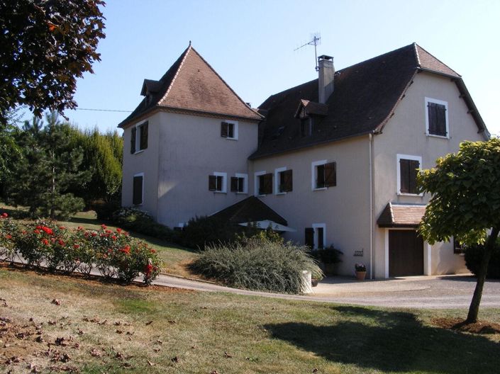 Image No.3-Propriété de 7 chambres à vendre à Gramat