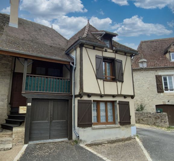 Image No.2-2 Bed Property for sale