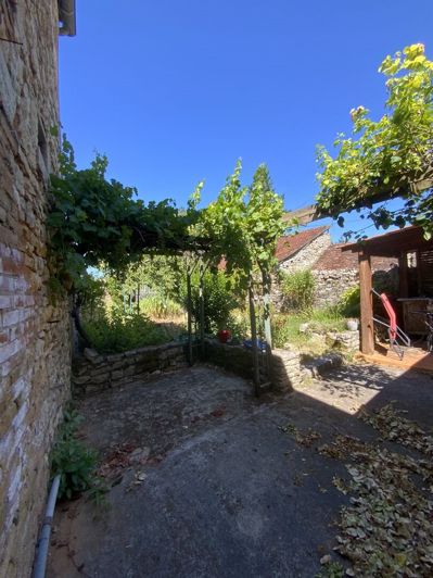Image No.2-3 Bed Property for sale