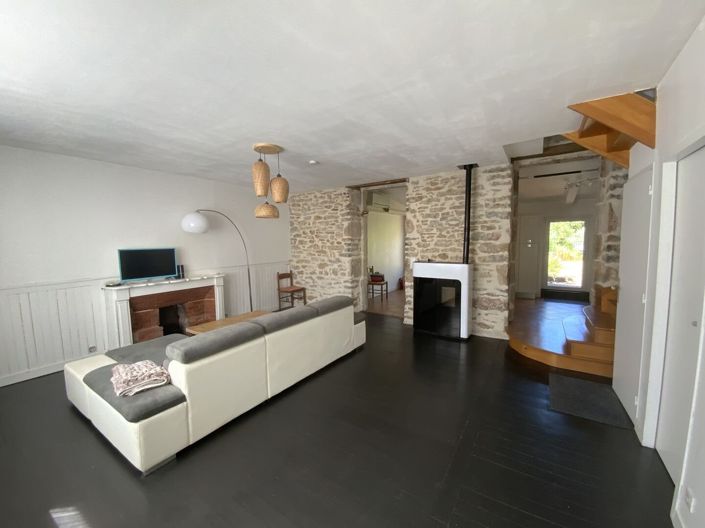 Image No.4-3 Bed Property for sale
