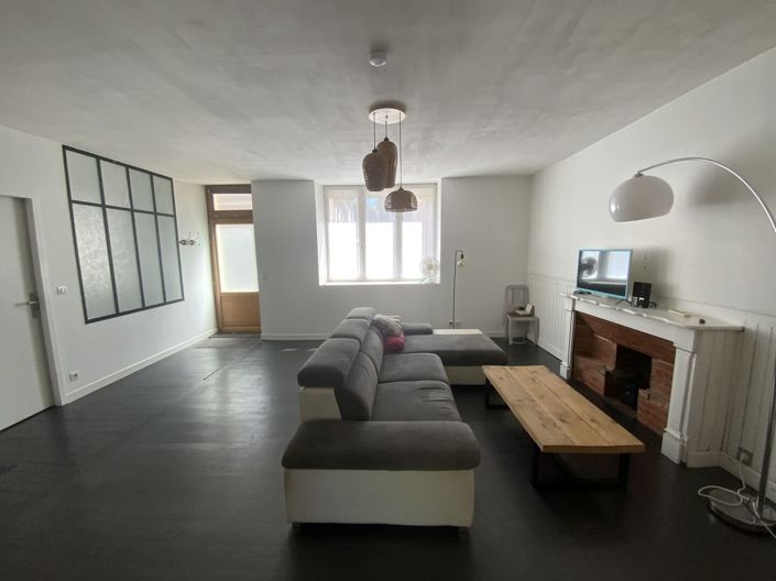 Image No.6-3 Bed Property for sale