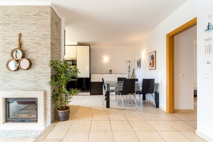 Image No.11-2 Bed Apartment for sale