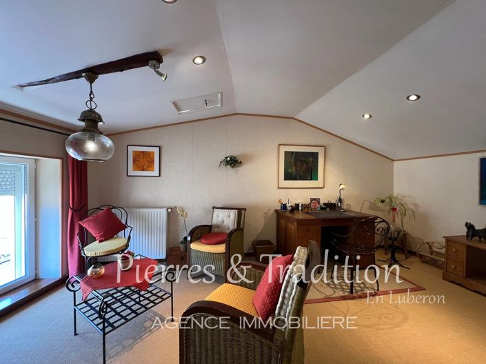 Image No.12-3 Bed House for sale