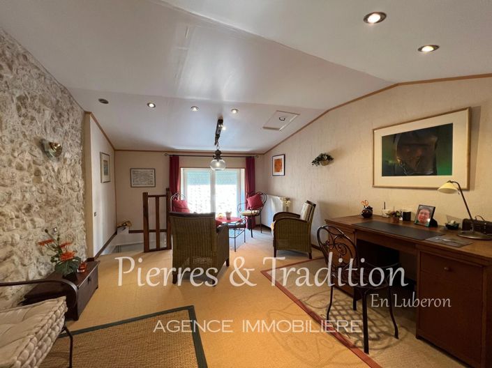 Image No.14-3 Bed House for sale