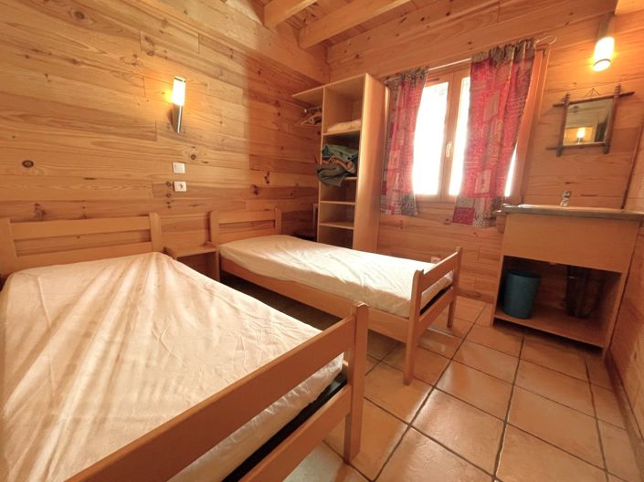 Image No.13-7 Bed Apartment for sale