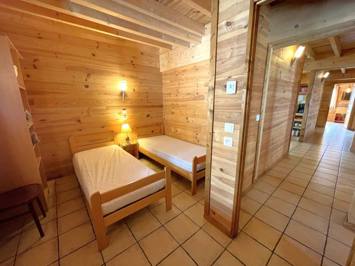 Image No.21-7 Bed Apartment for sale