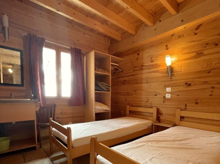 Image No.23-7 Bed Apartment for sale