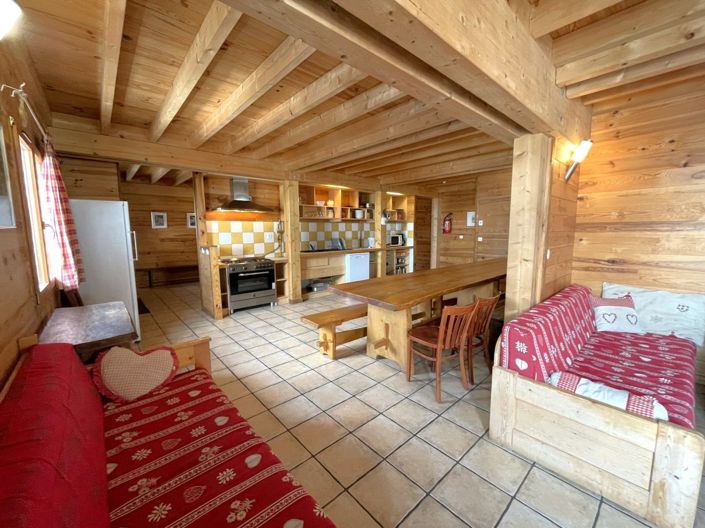 Image No.3-7 Bed Apartment for sale