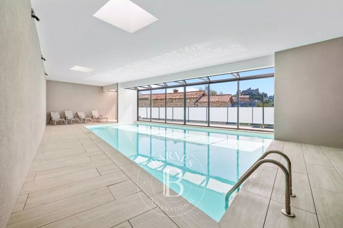 Image No.25-3 Bed Apartment for sale