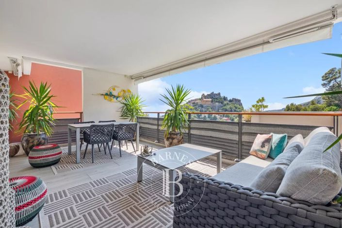 Image No.9-3 Bed Apartment for sale