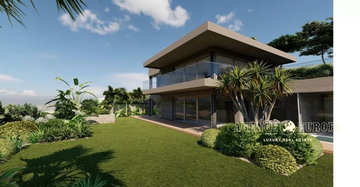 Image No.18-4 Bed House for sale
