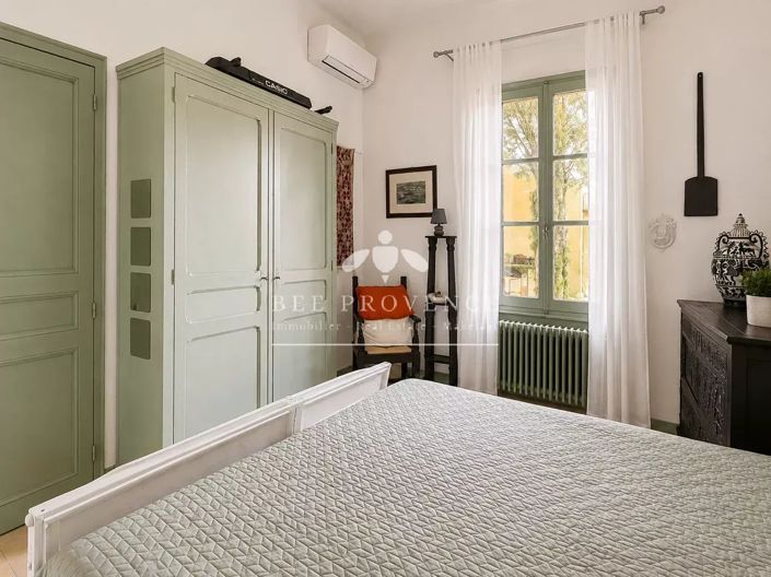 Image No.14-8 Bed House for sale