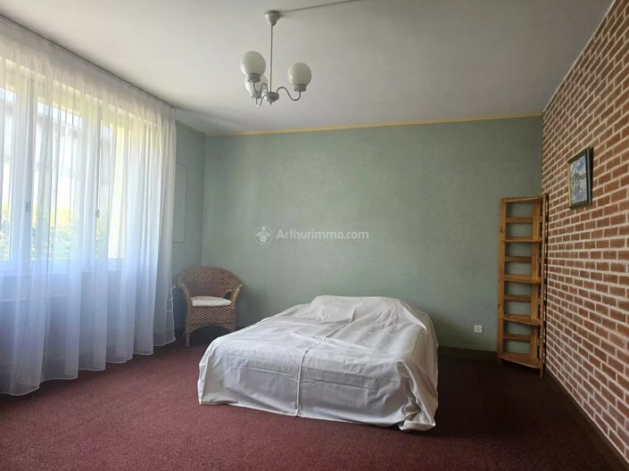 Image No.11-6 Bed House for sale