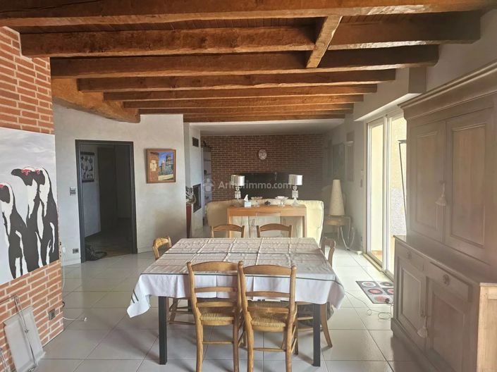 Image No.3-6 Bed House for sale