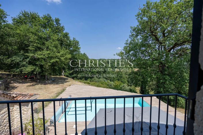 Image No.16-5 Bed House for sale