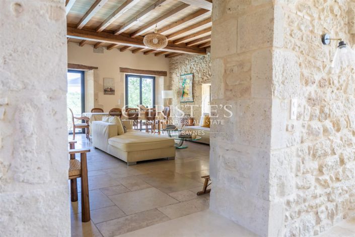Image No.4-5 Bed House for sale