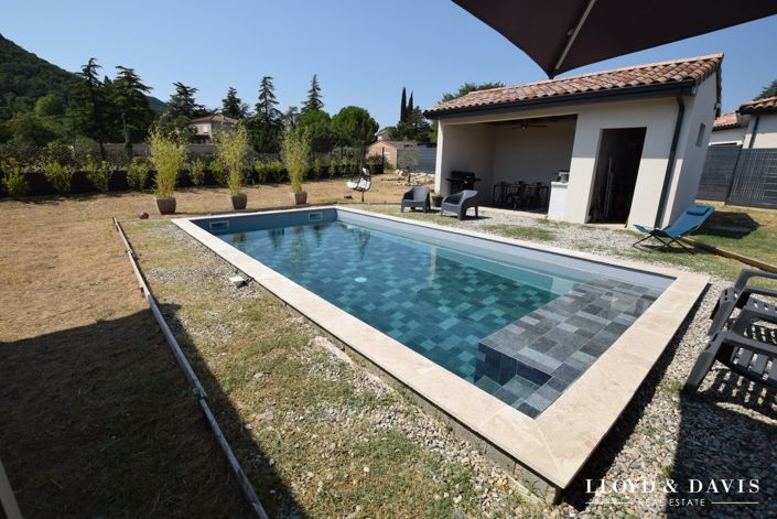 Image No.16-4 Bed House for sale