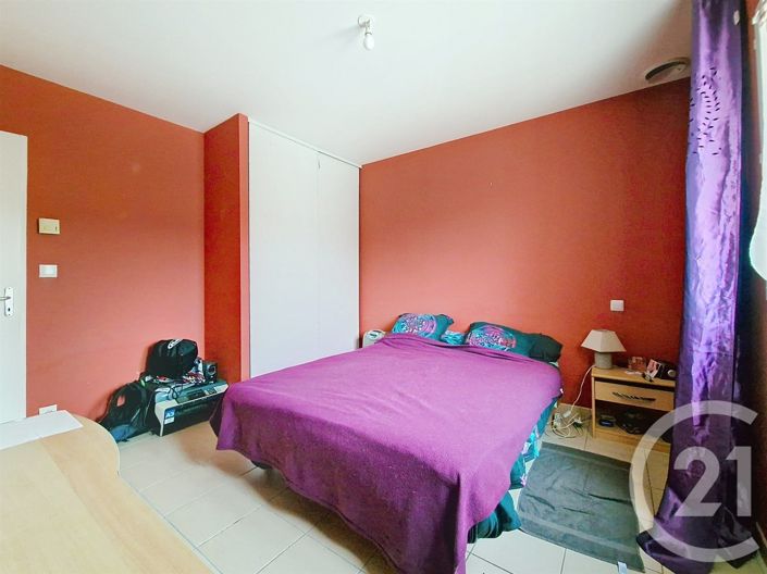 Image No.16-3 Bed House for sale