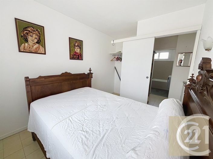 Image No.12-4 Bed House for sale
