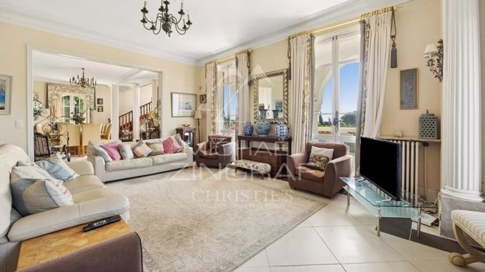 Image No.7-7 Bed House for sale