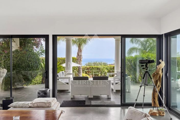 Image No.5-4 Bed House for sale