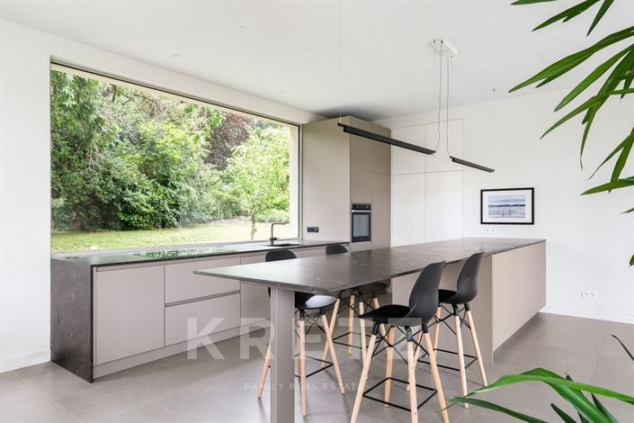 Image No.4-4 Bed House for sale