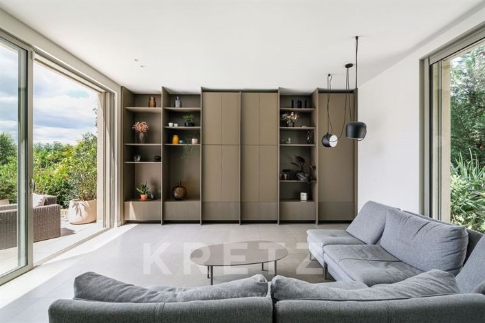 Image No.7-4 Bed House for sale