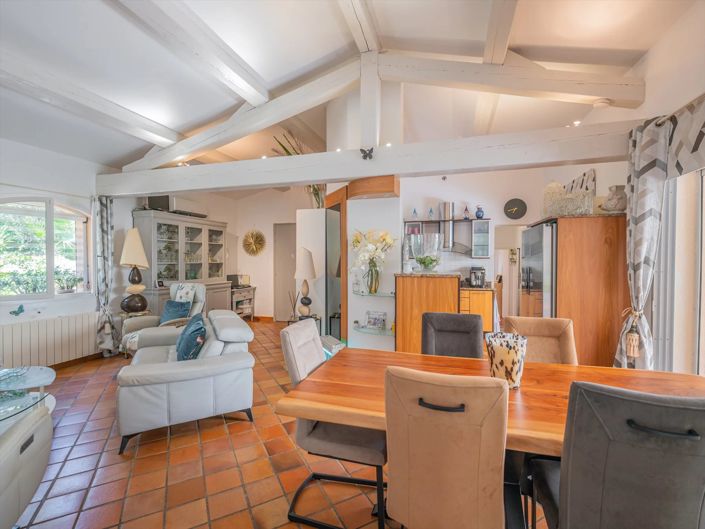 Image No.5-3 Bed House for sale