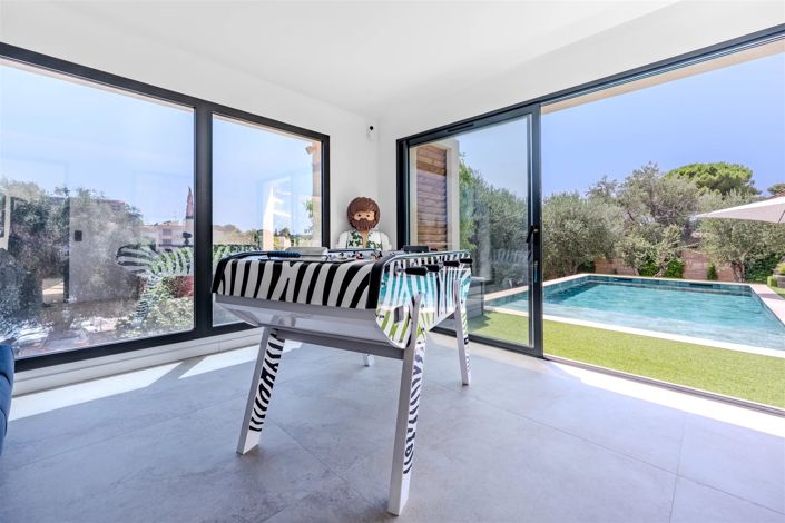 Image No.13-3 Bed House for sale