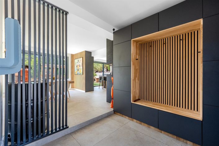 Image No.8-3 Bed House for sale