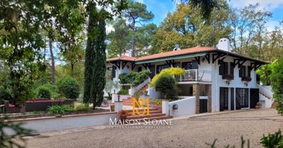 1 - Vacquiers, Maison