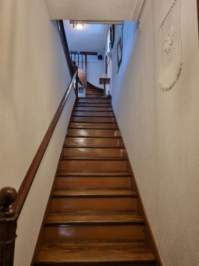 Image No.28-16 Bed House for sale