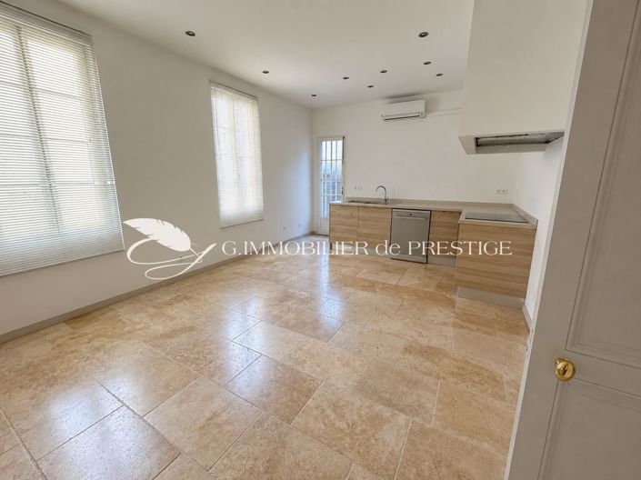 Image No.5-6 Bed House for sale