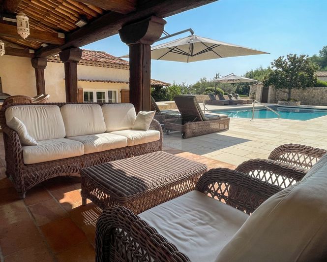 Image No.19-5 Bed House for sale