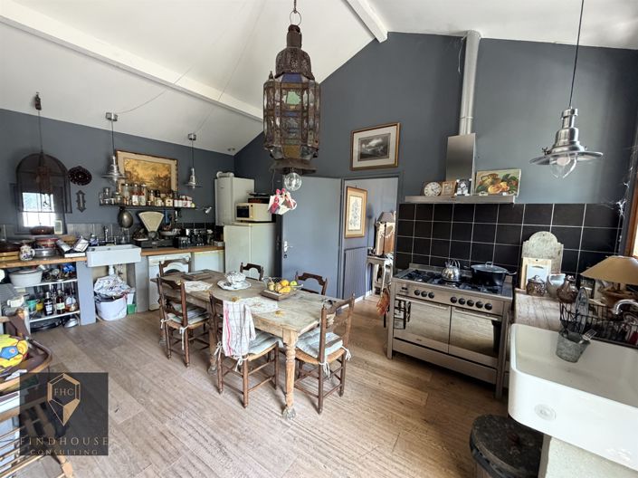 Image No.3-3 Bed House for sale