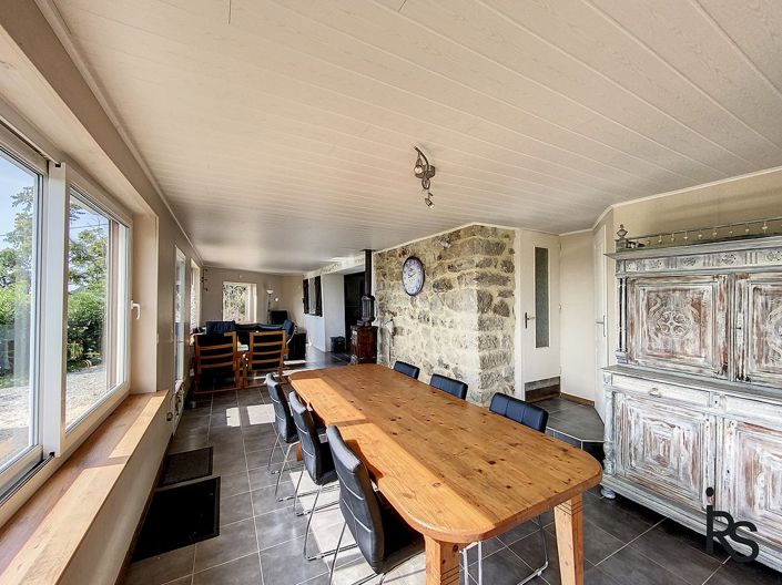 Image No.11-3 Bed House for sale