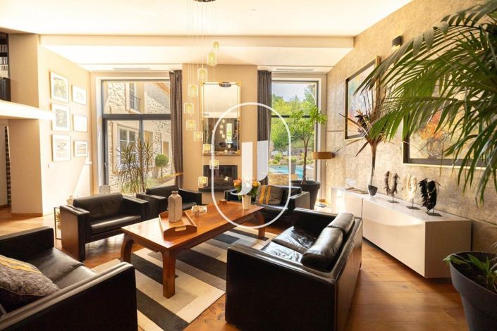 Image No.13-7 Bed House for sale